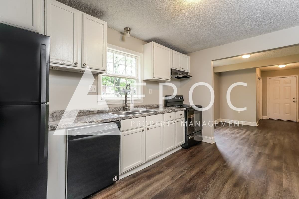 603 Edgewood Ave - Photo 5 of 26