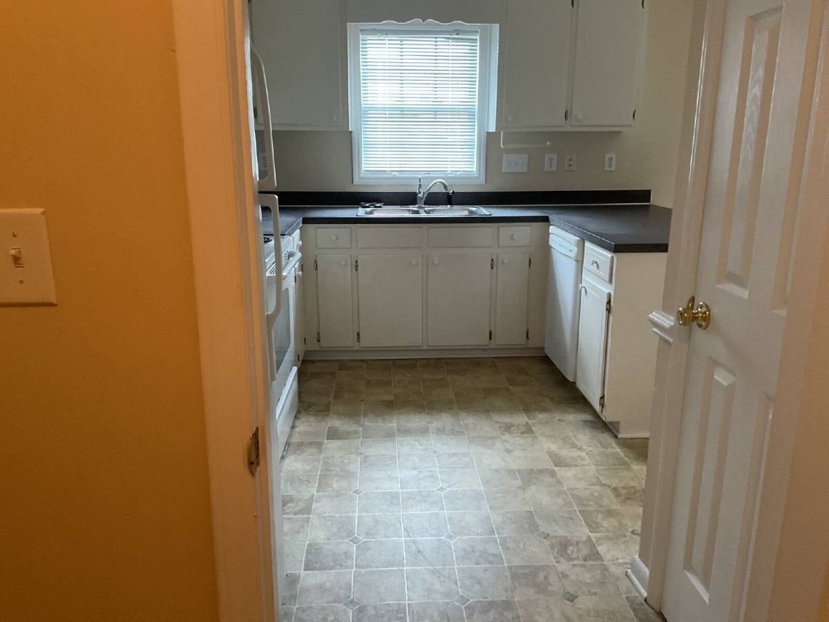 2370 Vineyard Dr #K10 - Photo 6 of 13