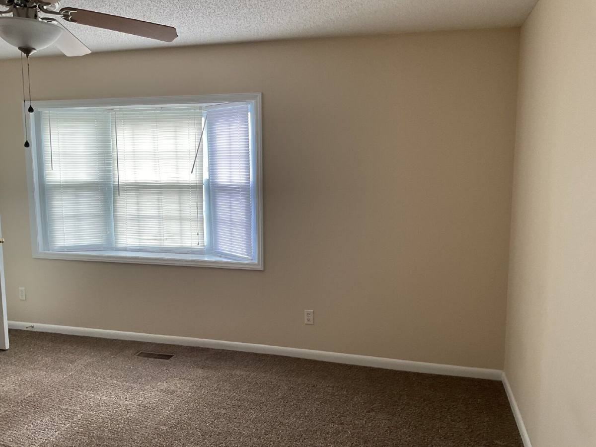 2370 Vineyard Dr #K10 - Photo 7 of 13