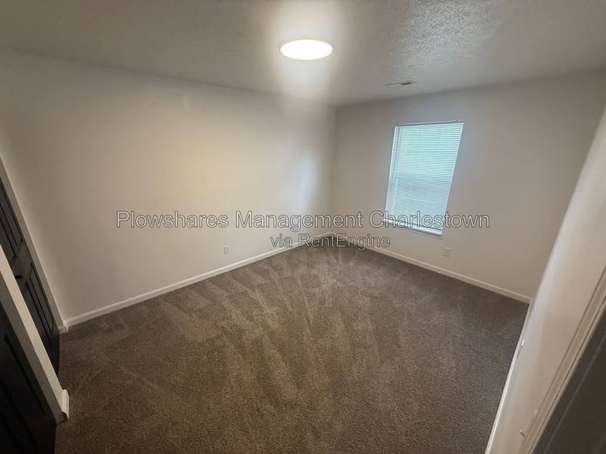255 Fulkerson Dr #C - Photo 6 of 7