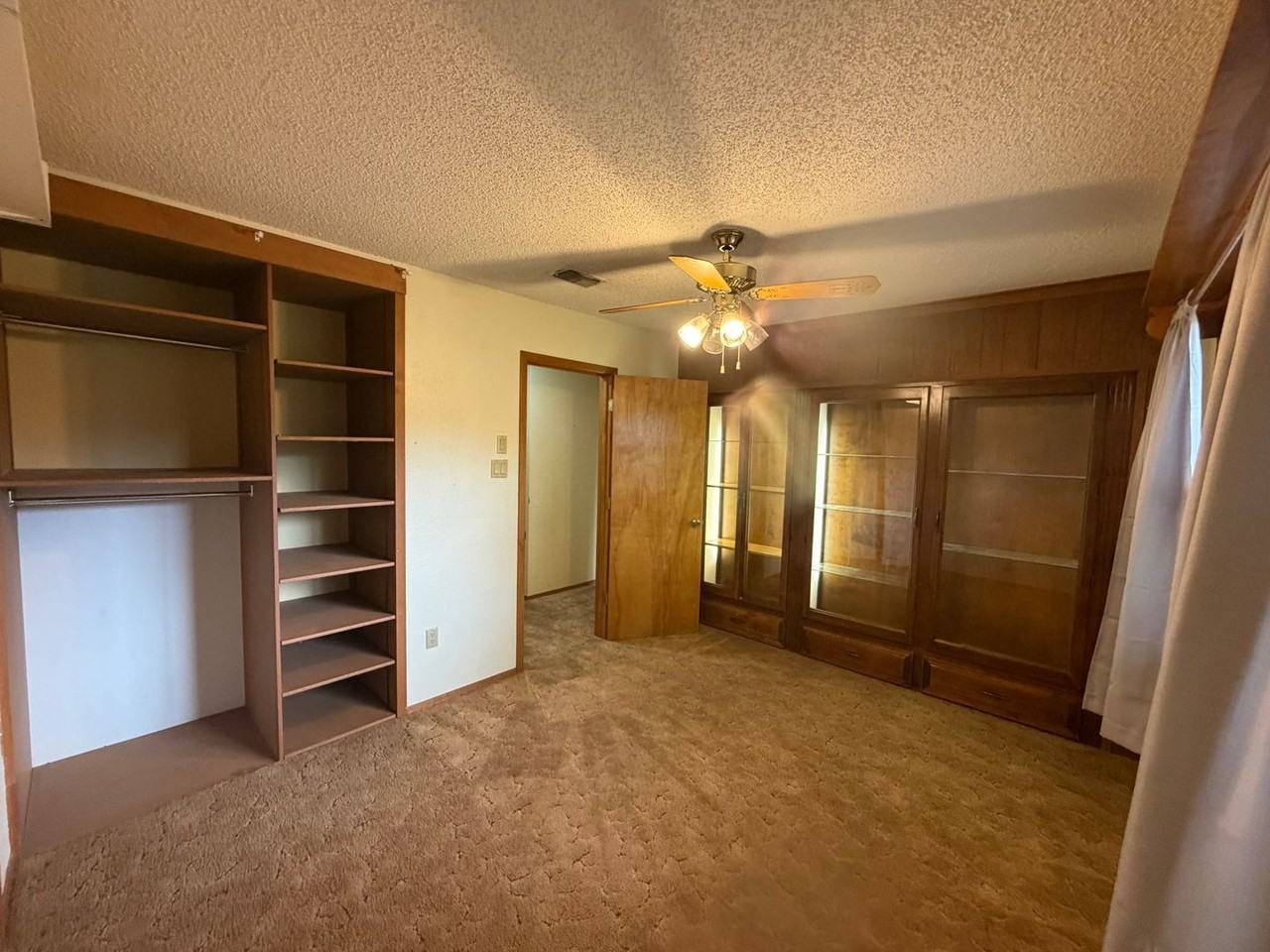 1712 Colonial Pkwy - Photo 7 of 34