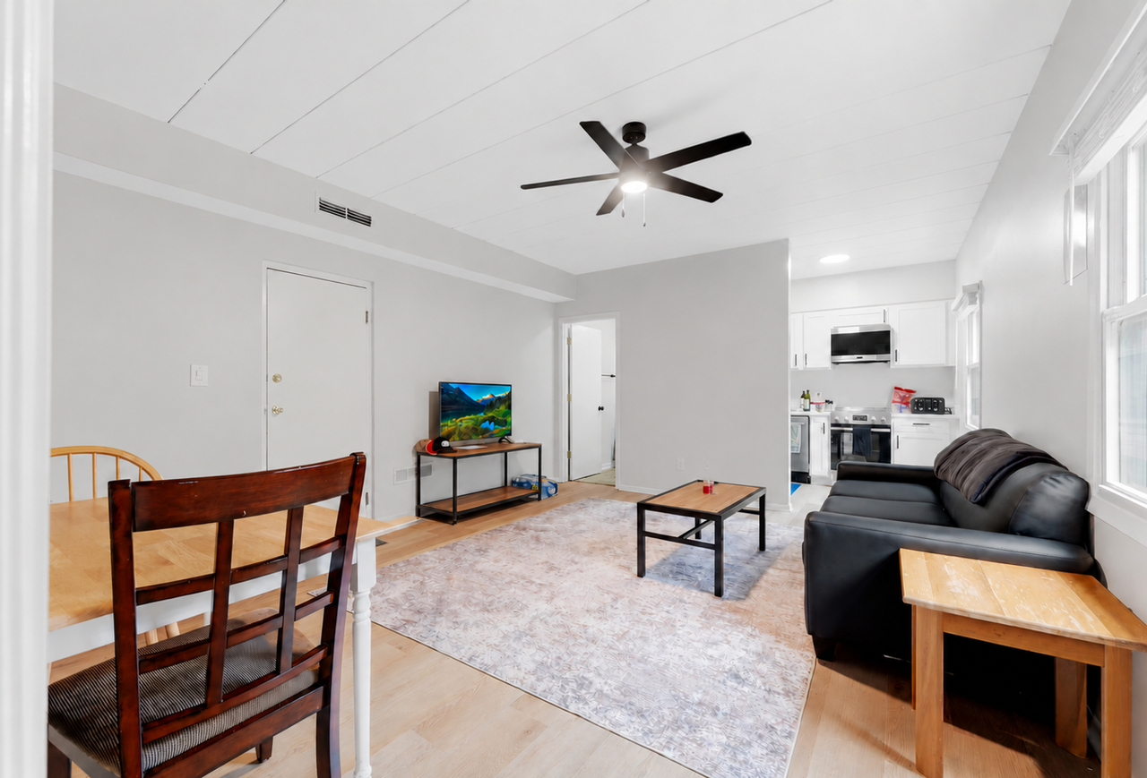 Glenlock North - Photo 3 of 14