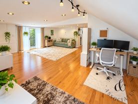 4 Upcrest Rd - Photo 1 of 1