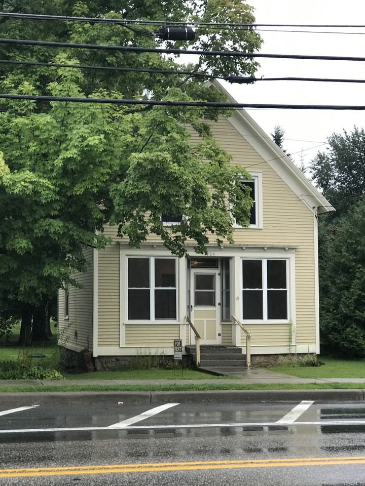 924 Vermont Route 7a - Photo 2 of 12