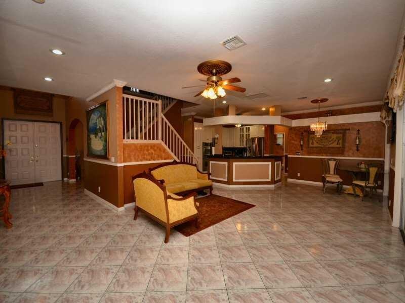 16363 Segovia Cir N - Photo 2 of 5