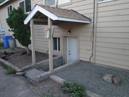 featured image of 754 N 10th St