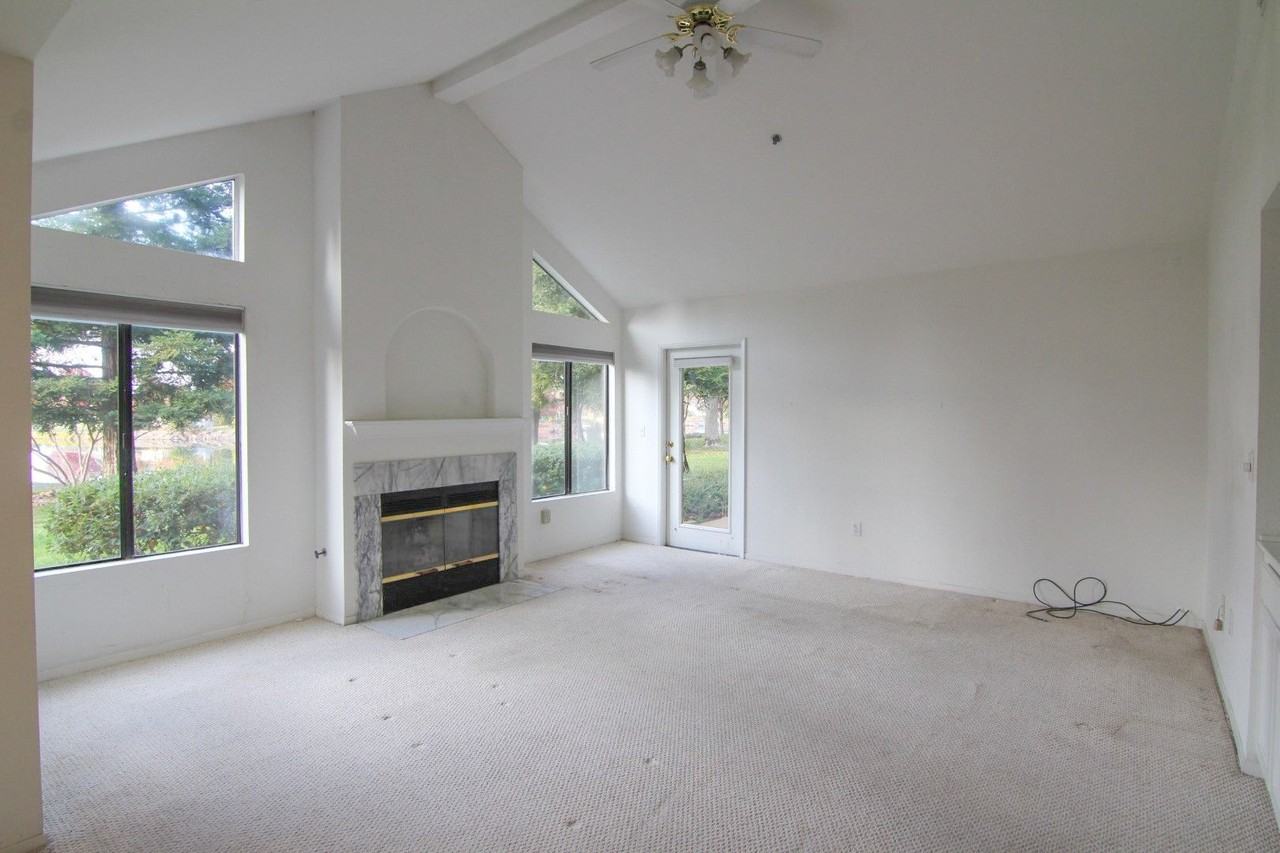 23 Sierra Lakeside Ln - Photo 2 of 6