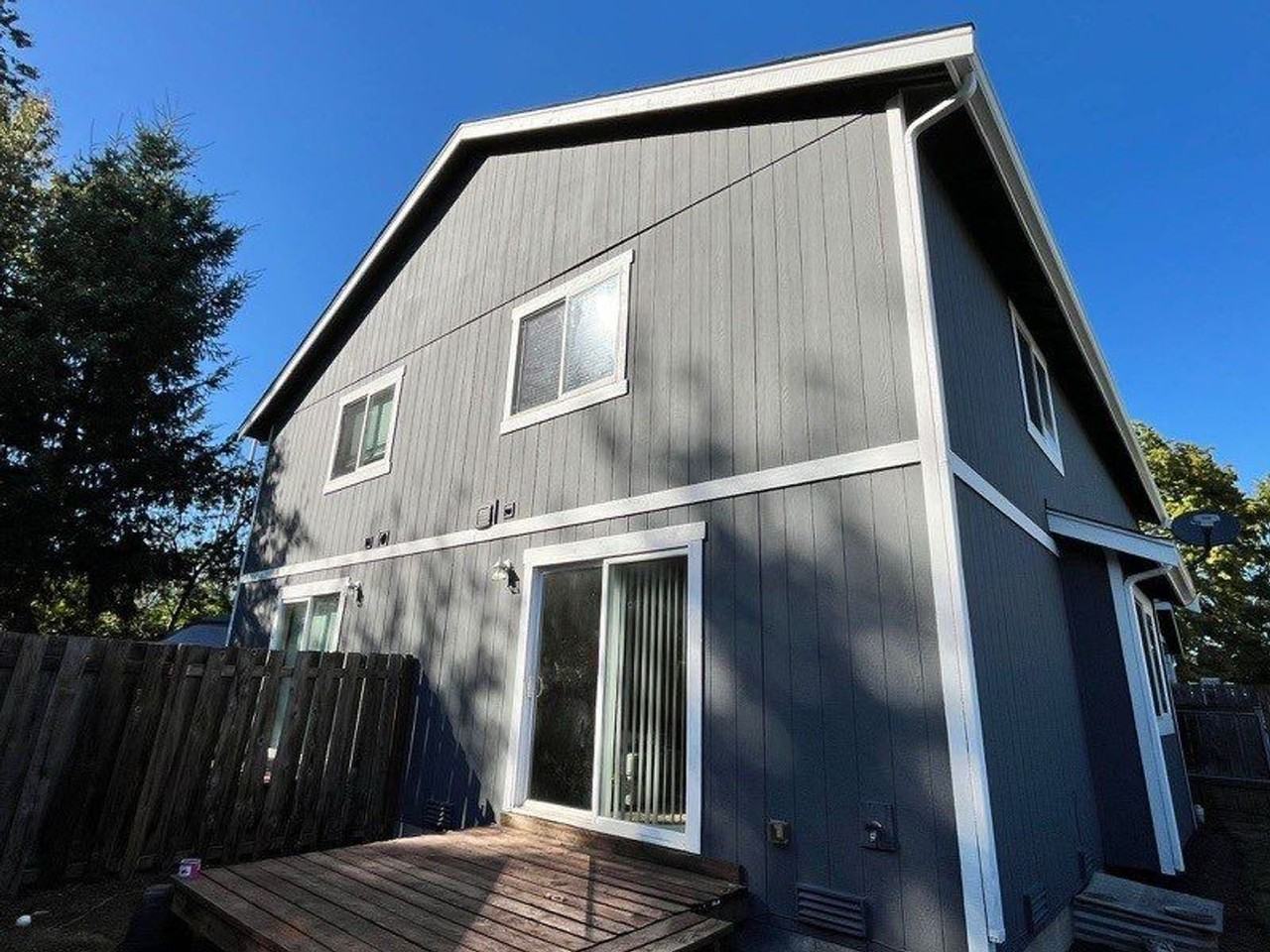 508 10th Street SE - Photo 3 of 21