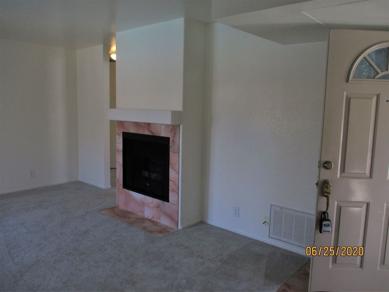 10858 Aderman Ave #158 - Photo 3 of 32