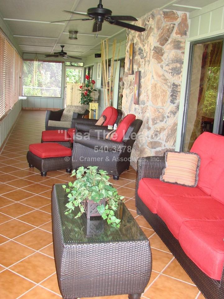 7620 Caloosa Dr - Photo 2 of 28