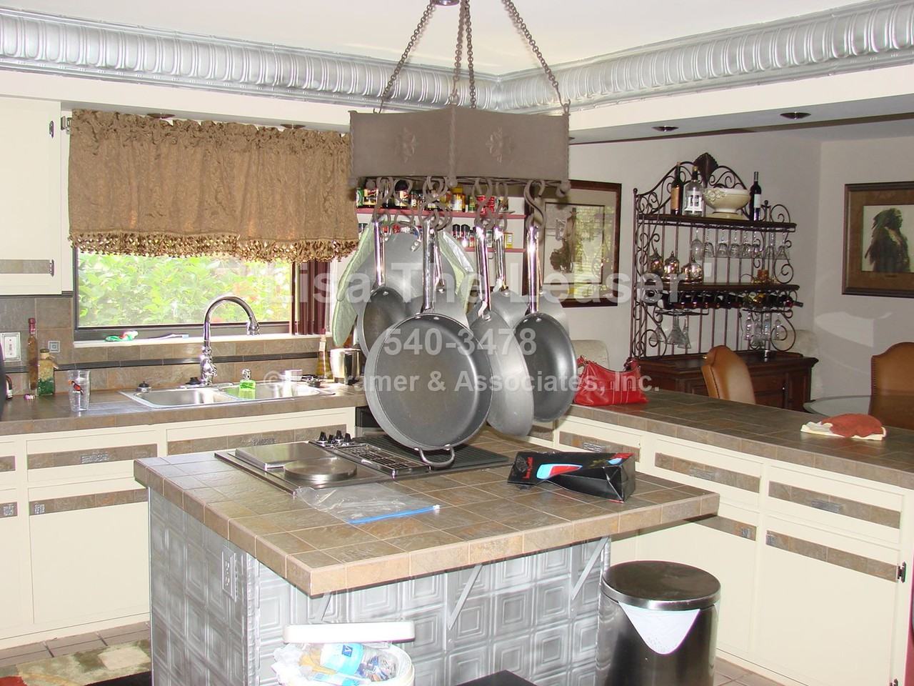 7620 Caloosa Dr - Photo 3 of 28