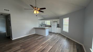 featured image of 1401 Gulf Ave #4