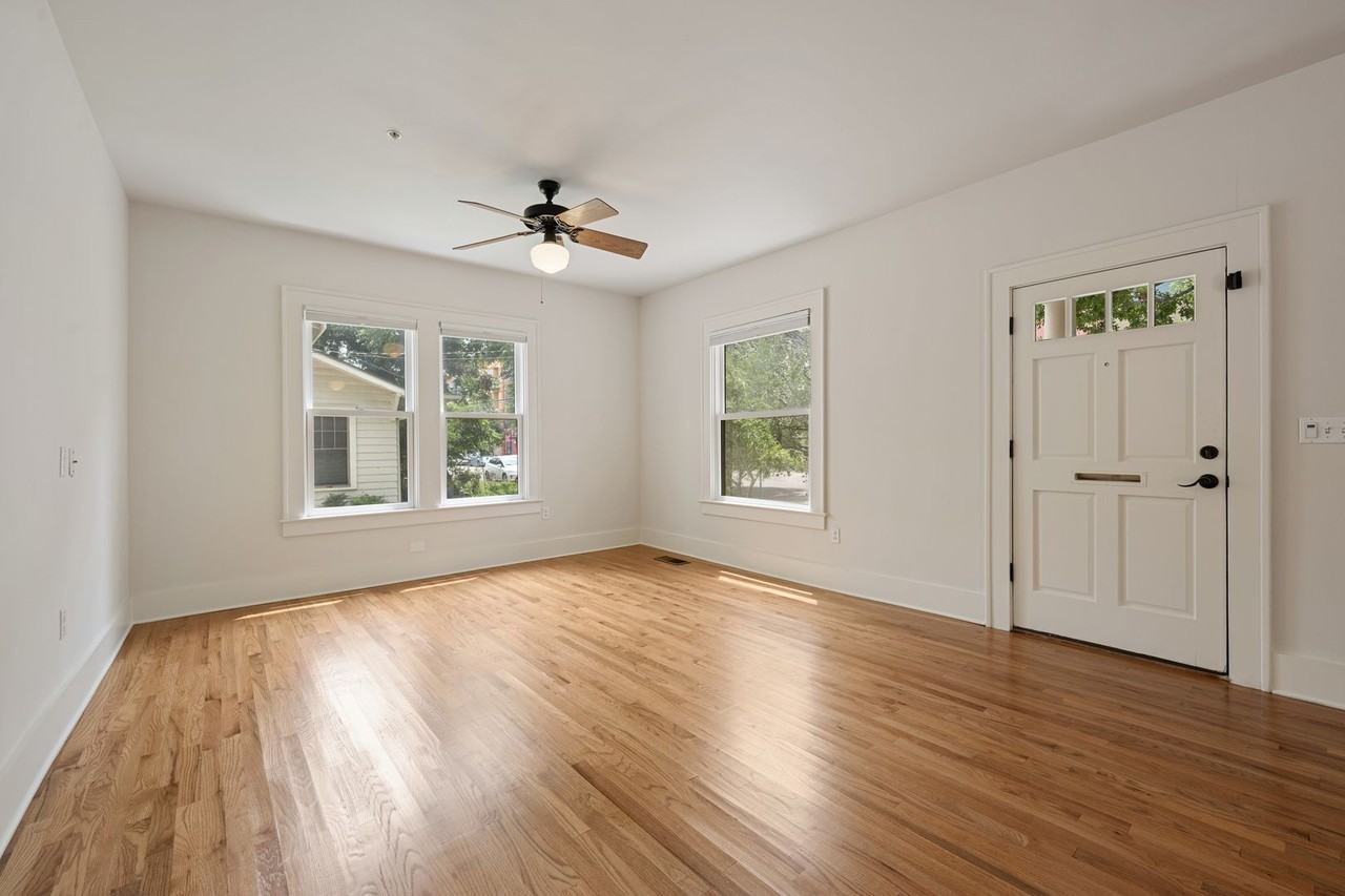 2811 Hemphill Park - Photo 5 of 50
