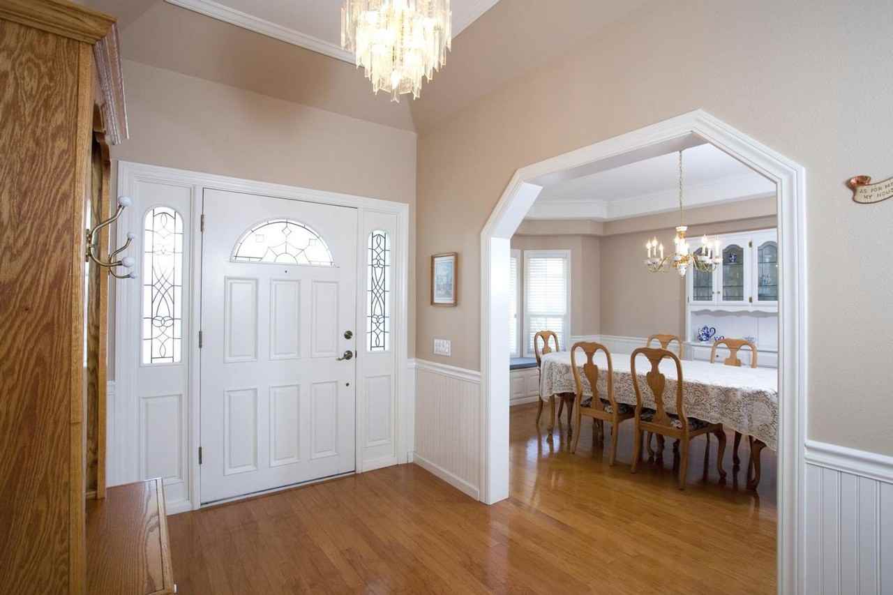 205 N Jonna Ave - Photo 5 of 27