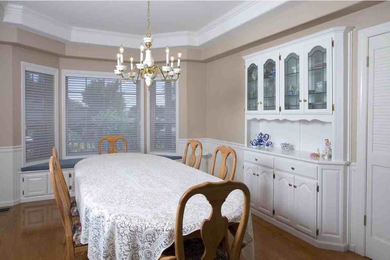 205 N Jonna Ave - Photo 6 of 27