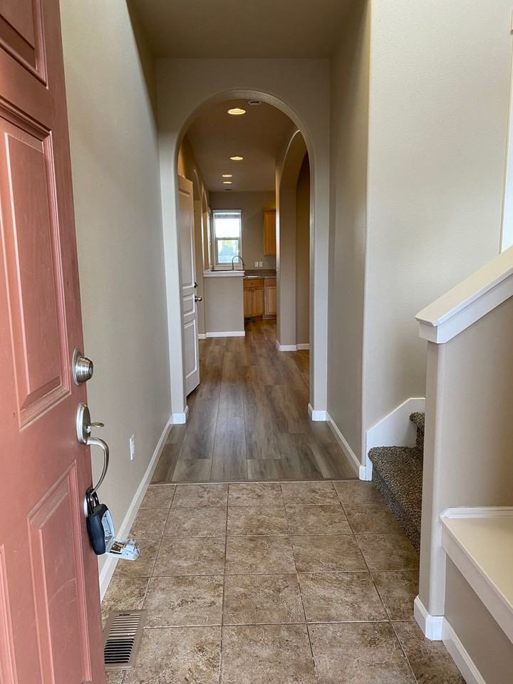 61236 Dayspring Dr - Photo 3 of 24