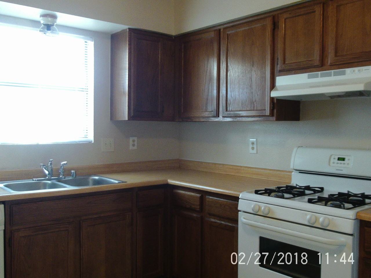 691 Littler Dr Se - Photo 2 of 26