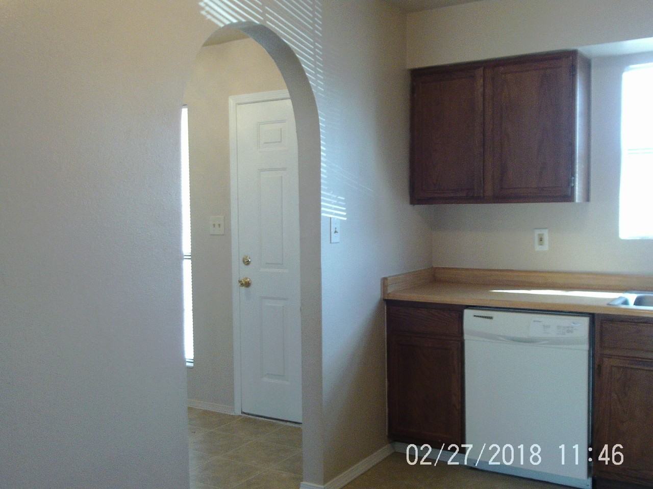 691 Littler Dr Se - Photo 3 of 26