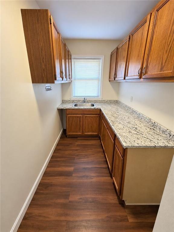 56 Lilac St - Photo 3 of 13