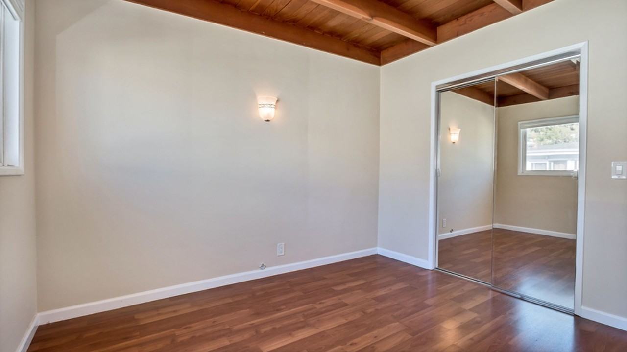 160 Cedar Way #F - Photo 7 of 11