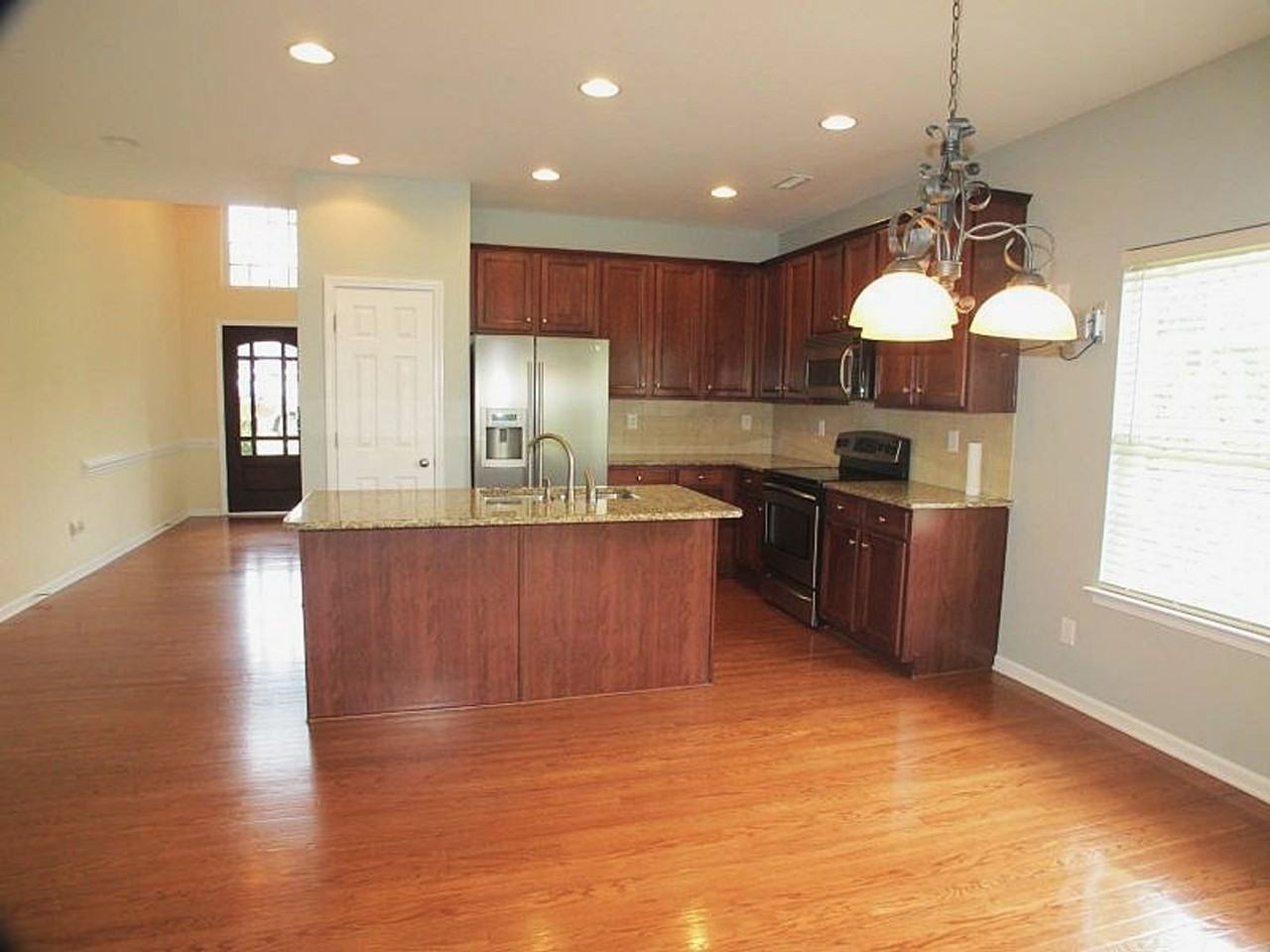 3012 Stevens Schultz Ln - Photo 3 of 23