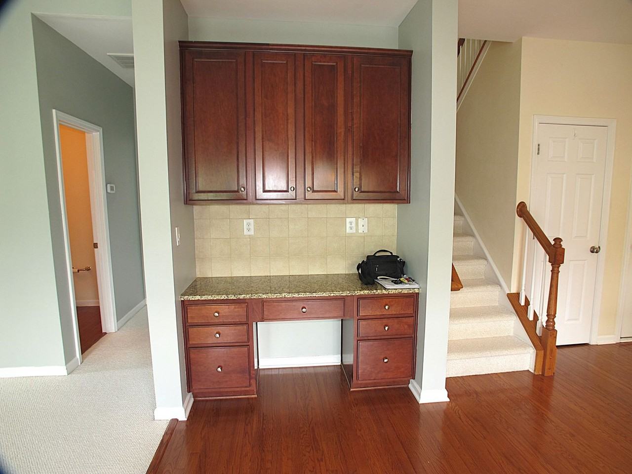 3012 Stevens Schultz Ln - Photo 4 of 23