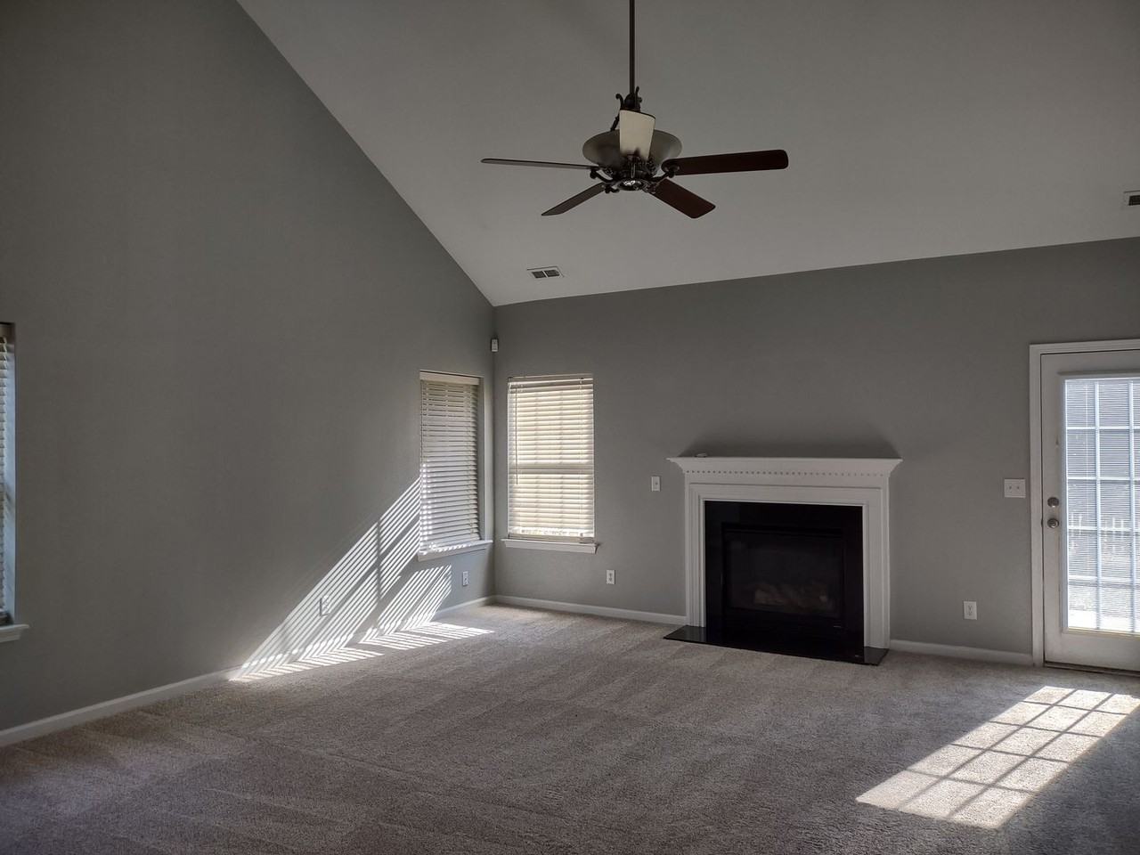 3012 Stevens Schultz Ln - Photo 7 of 23