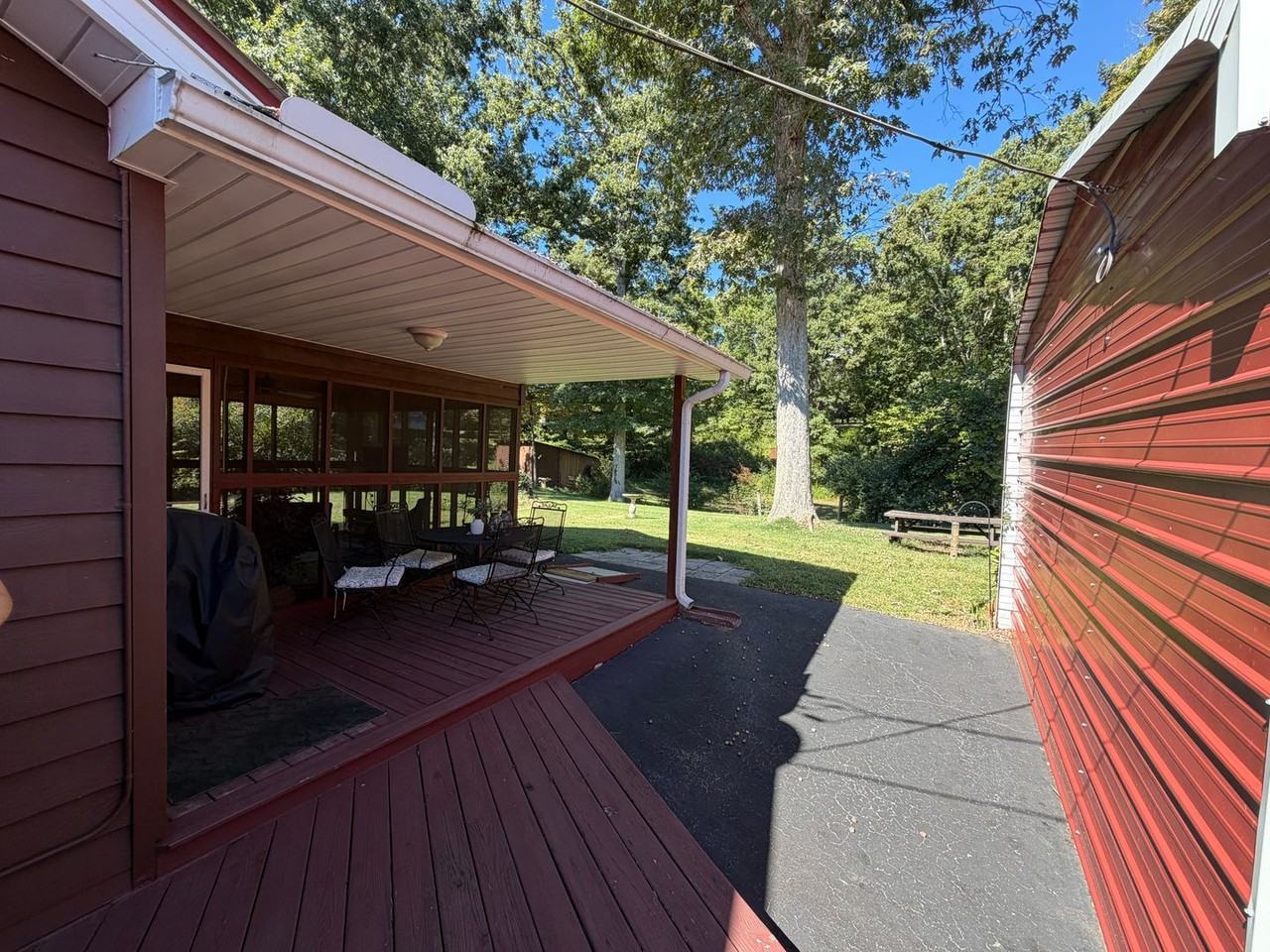 14368 Virtue Rd - Photo 3 of 21