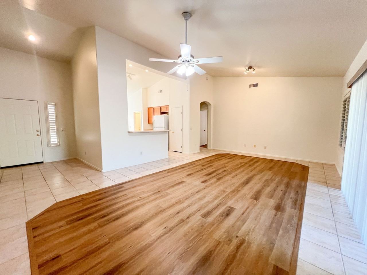 1580 W Bronco Ln - Photo 3 of 21
