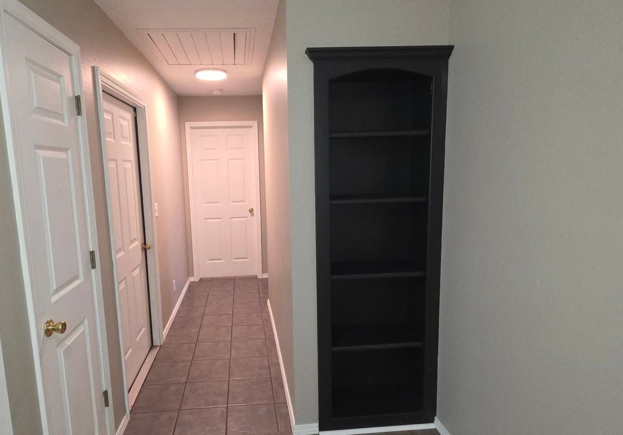 1752 S Fisk Ave - Photo 5 of 13