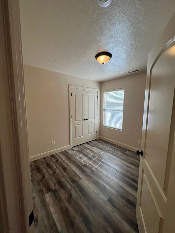 361 N 4250 W - Photo 6 of 13