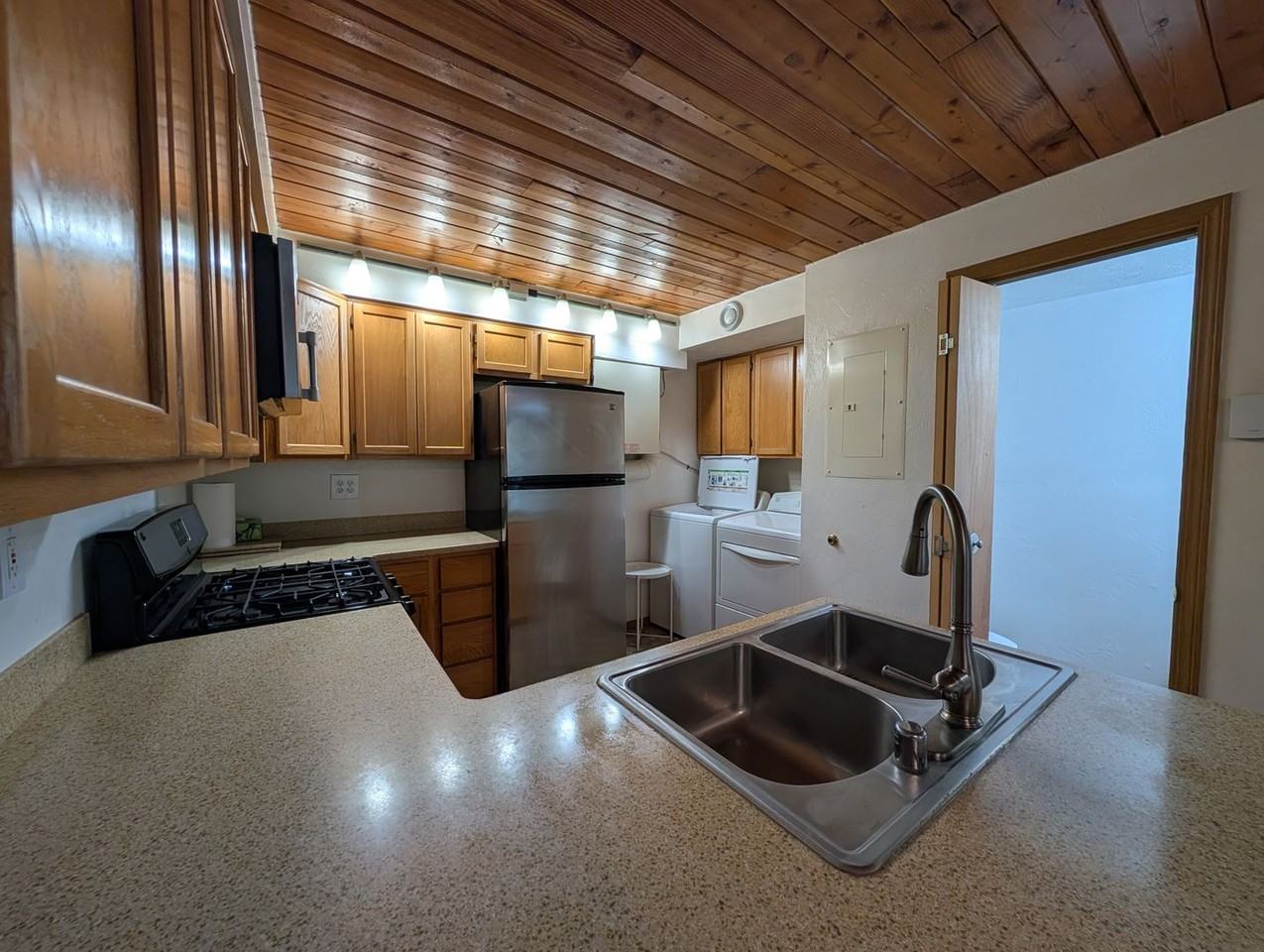 1789 Douglas Hwy #2 - Photo 4 of 20