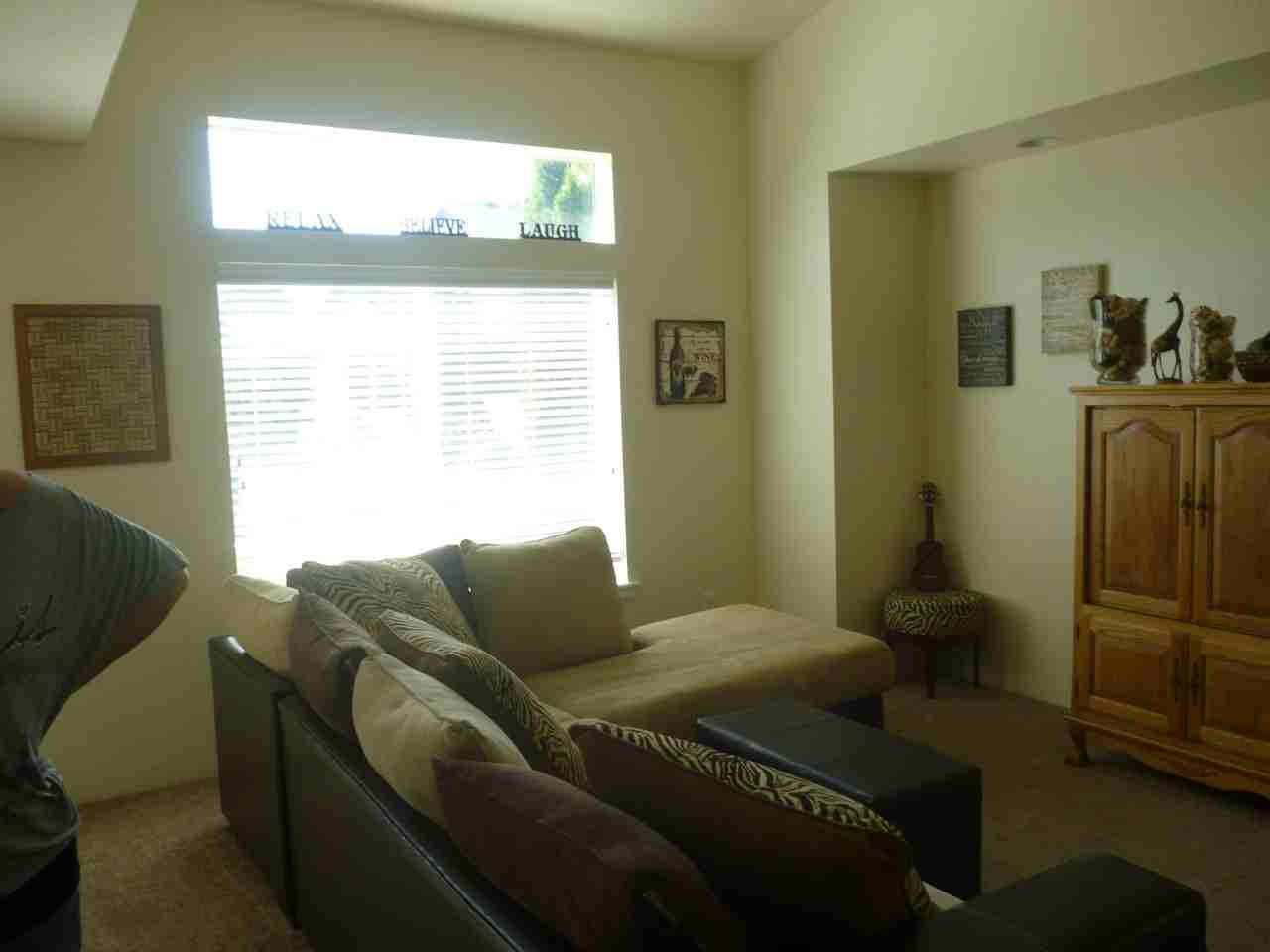 2535 Mistletoe Ct - Photo 4 of 5