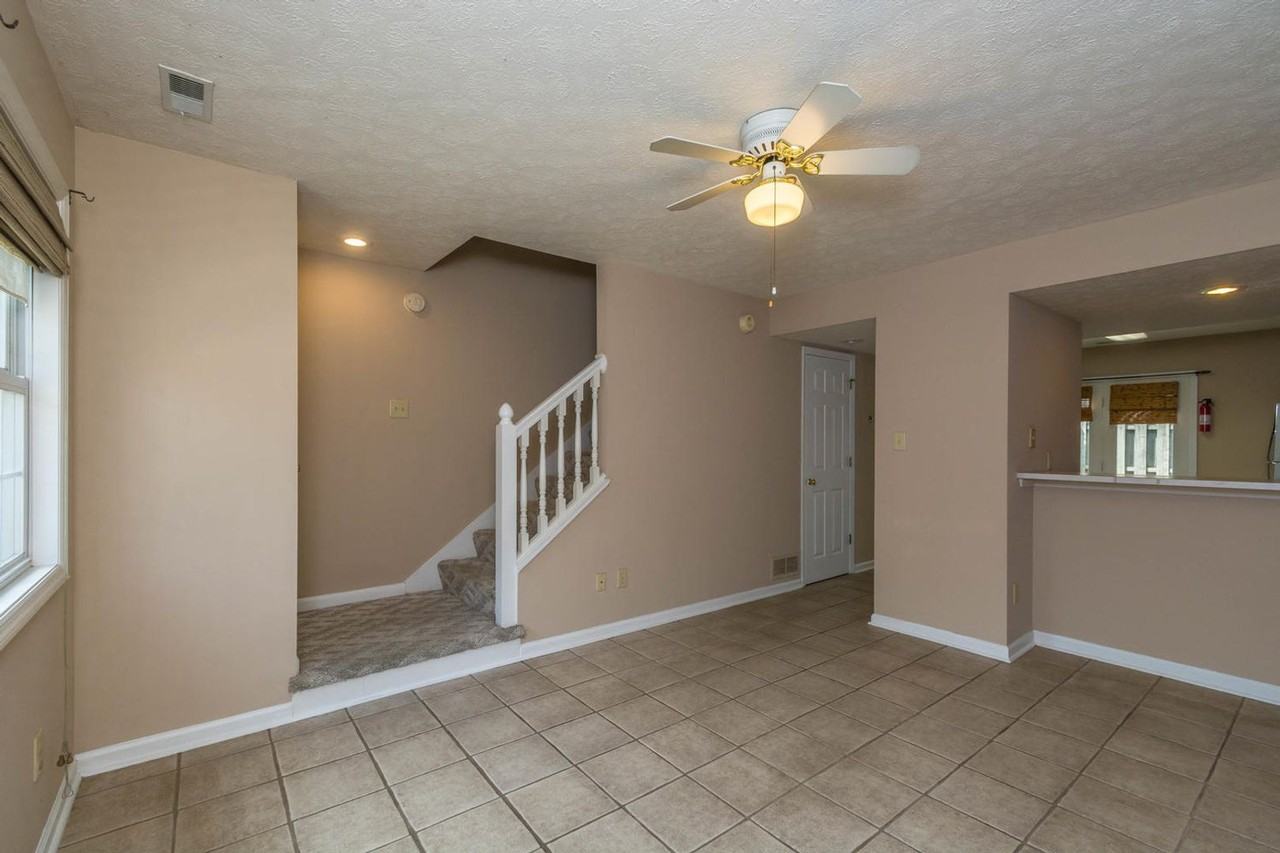 732 E Sherwood Hills Dr - Photo 2 of 8