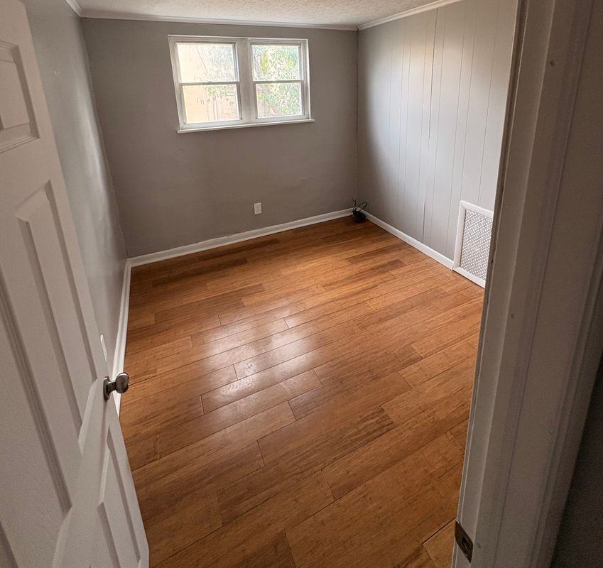 2229 S Garnet St - Photo 2 of 5