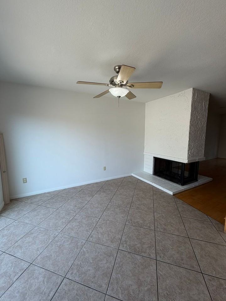 11464 Pinckney Way - Photo 4 of 21