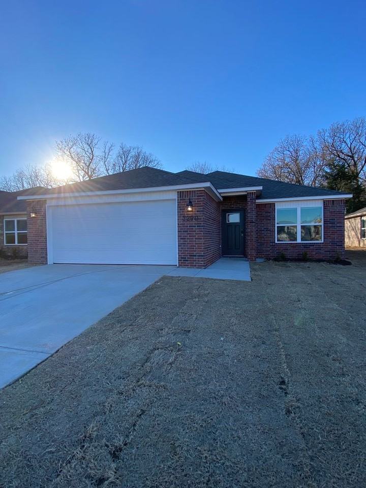3290 Red Tail Way - Photo 4 of 19