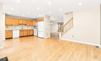 featured image of 1516 Sweetbriar Dr