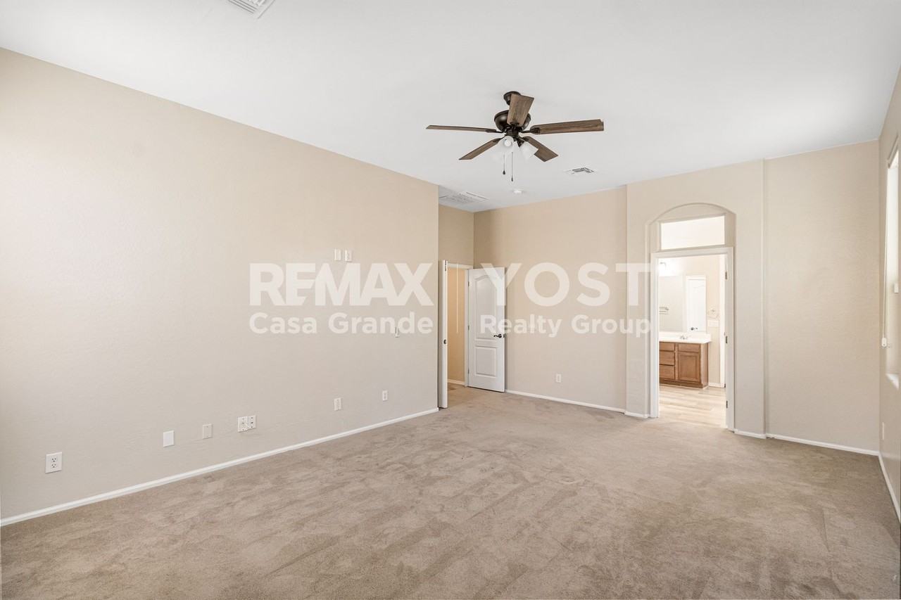 1335 E Prickly Pear Dr - Photo 7 of 21
