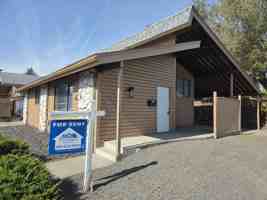 featured image of 1012 W Walton Ave