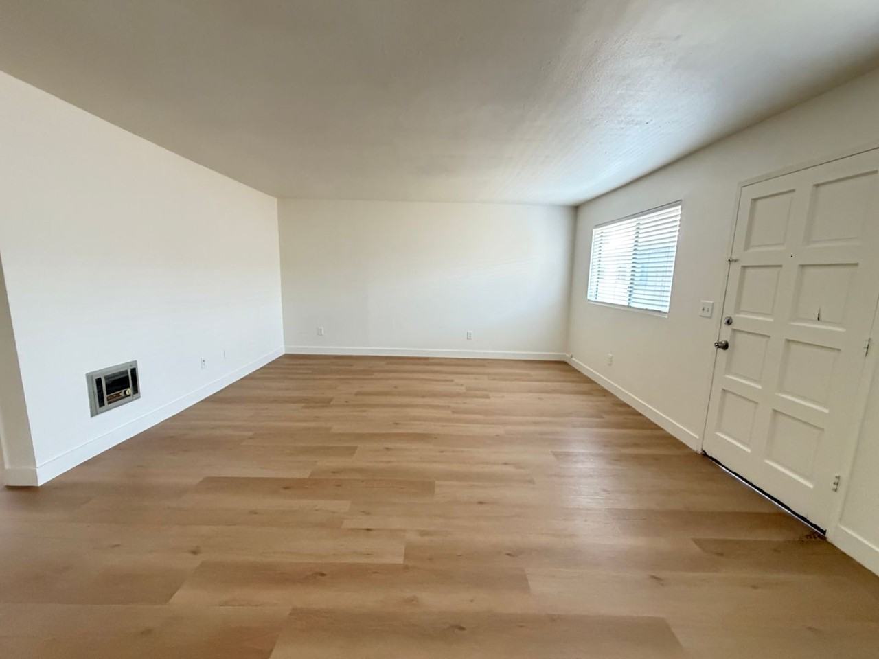 7132 Fenway Dr - Photo 2 of 15