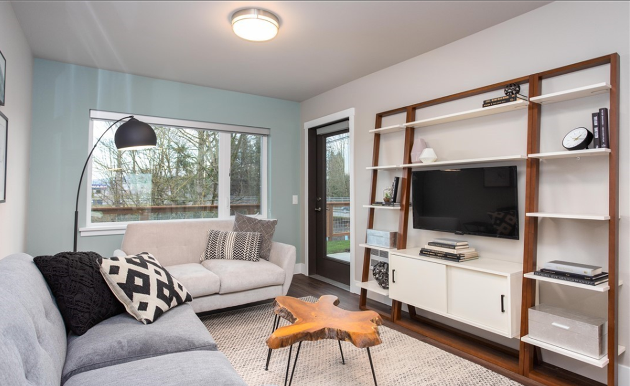 Front Street Condo - Photo 3 of 12