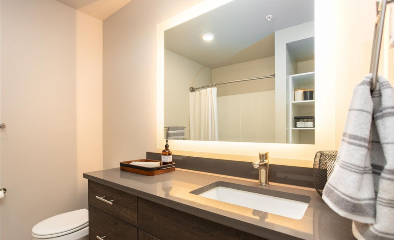 Front Street Condo - Photo 7 of 12
