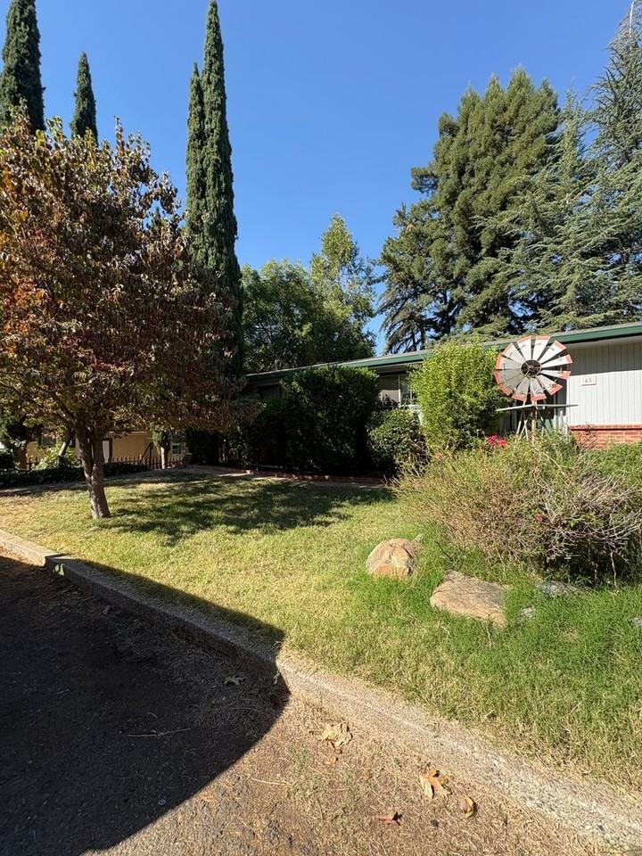 45 W Oak St - Photo 2 of 14