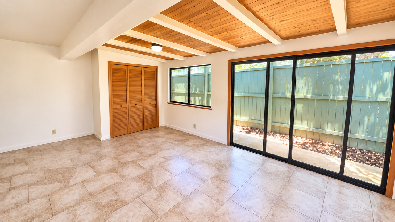 2846 Omaopio Rd #A - Photo 2 of 10