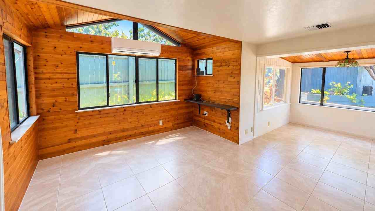 2846 Omaopio Rd #A - Photo 7 of 10