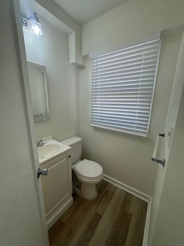 1868 Kahakai Dr #114 - Photo 5 of 10