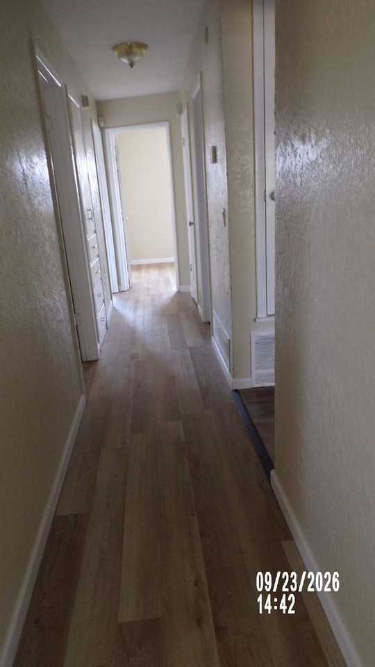 1310 Se Barclay Rd - Photo 5 of 12