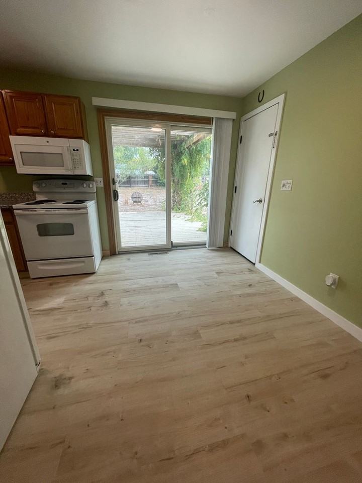 1131 Alter Way - Photo 6 of 32