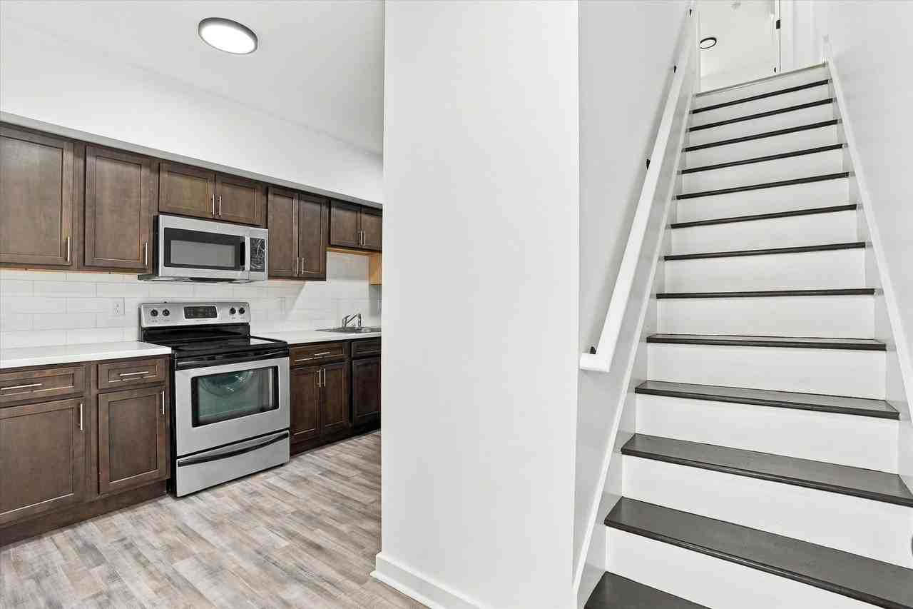 2955 N Bambrey St - Photo 4 of 10